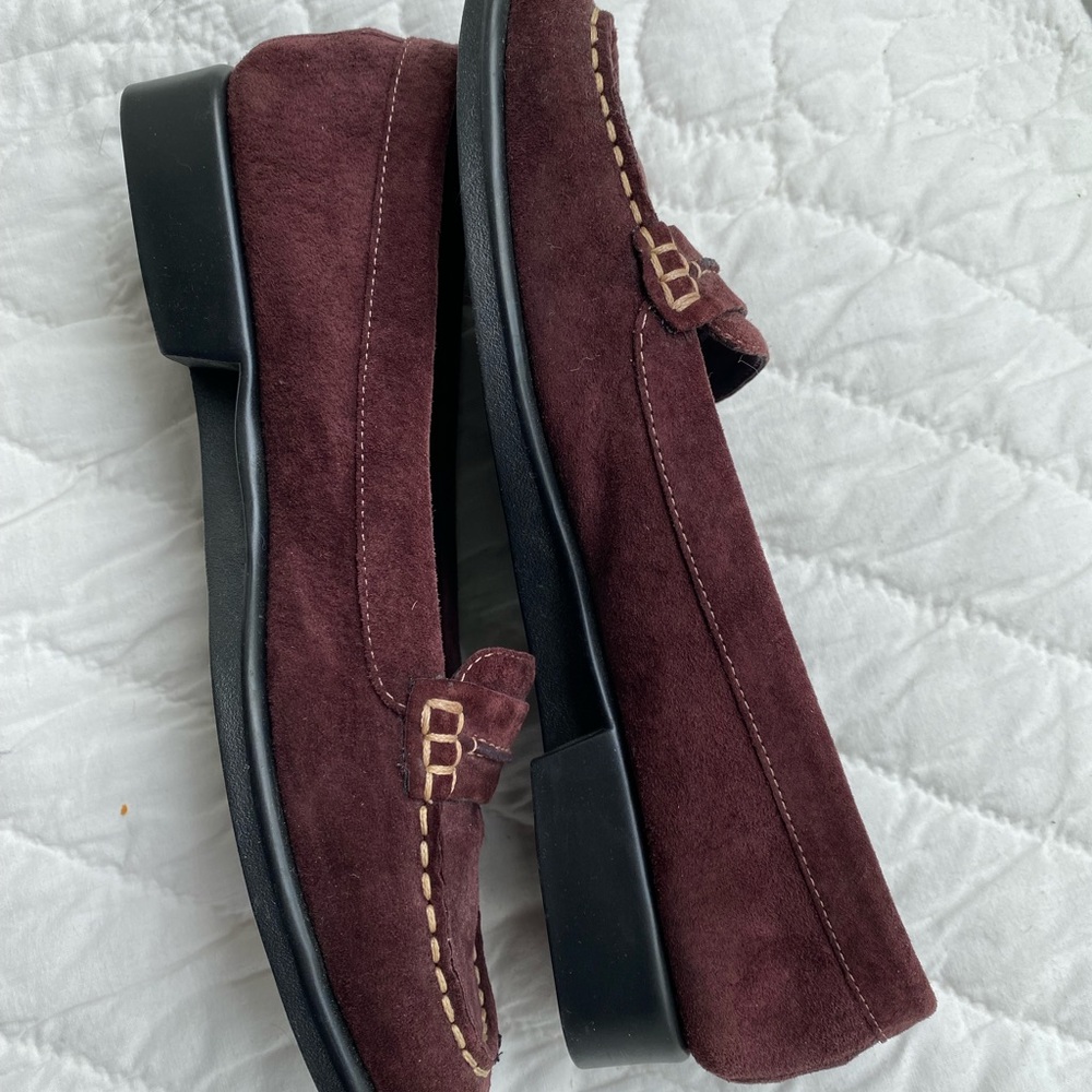 Aerosoles suede/nubuck loafers - Picture 2 of 4